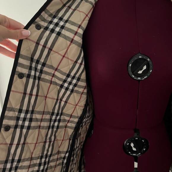 Burberry London quilted light coat - Picture 15 of 16